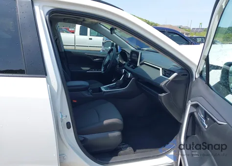 2024 Toyota Rav4 Xle/Woodland Edition z USA, uszkodzony, nr VIN 2T3RWRFV9RW204740